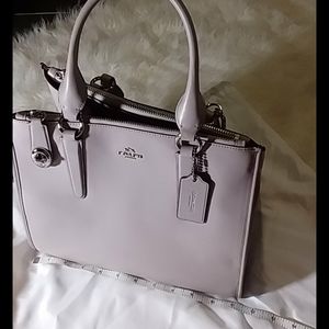 New Coach leather bag, toupe color.